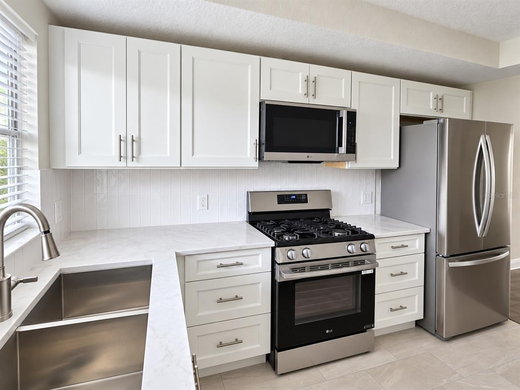 1819 SHORE DRIVE S APT 106, SOUTH PASADENA, FL — photo 5 of 22