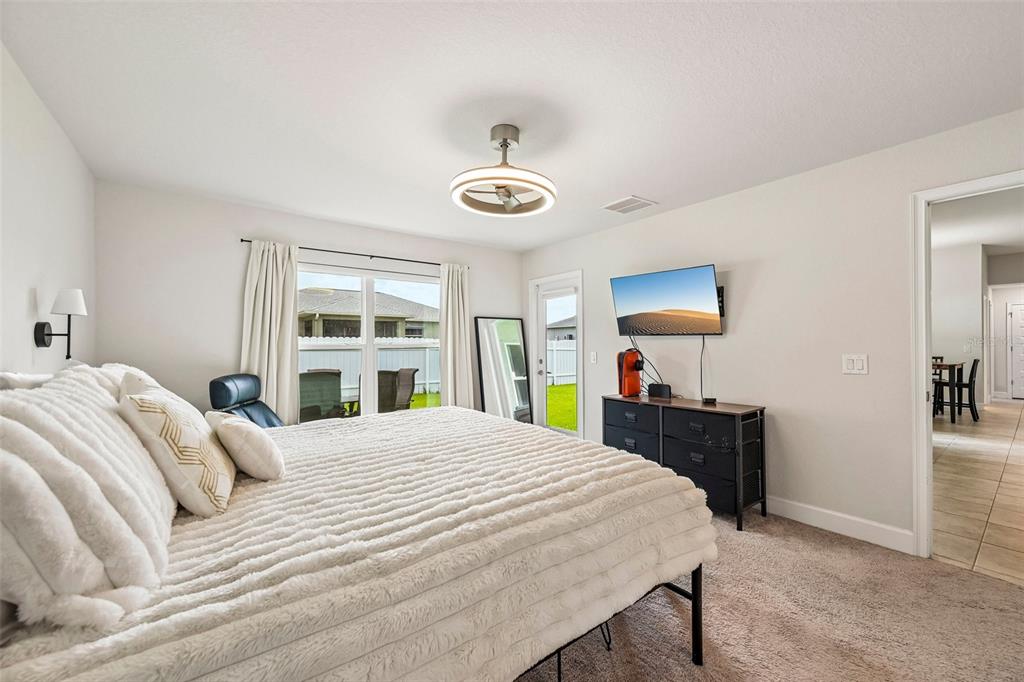 2718 N CHAMBERLAIN BOULEVARD, NORTH PORT, FL — photo 4 of 30