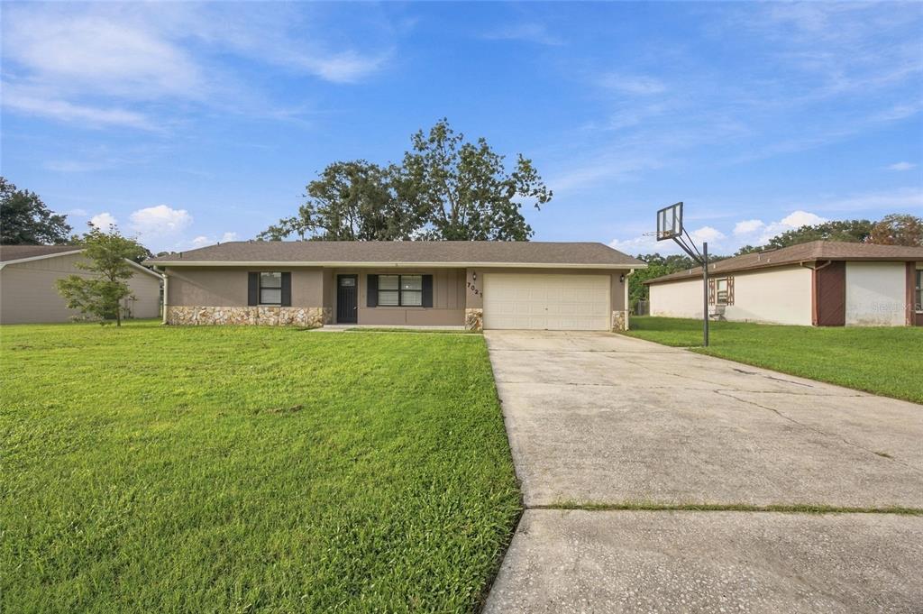 7021 SHEFFIELD DRIVE, LAKELAND, FL — photo 3 of 36