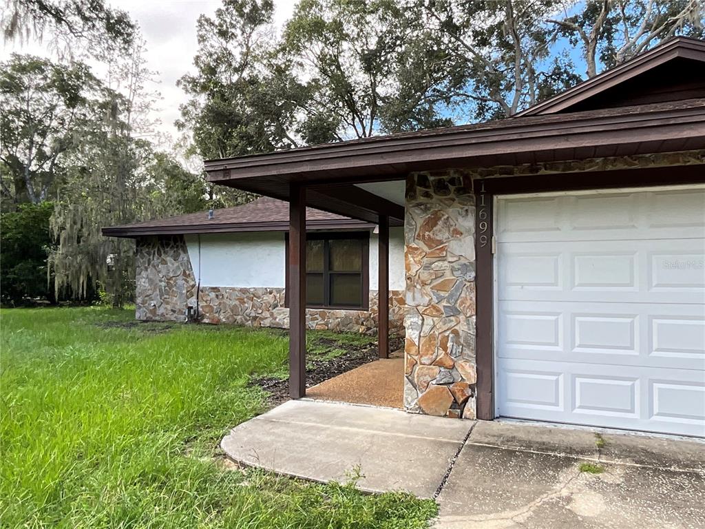 11699 W INDIAN CIRCLE, CRYSTAL RIVER, FL — photo 2 of 19