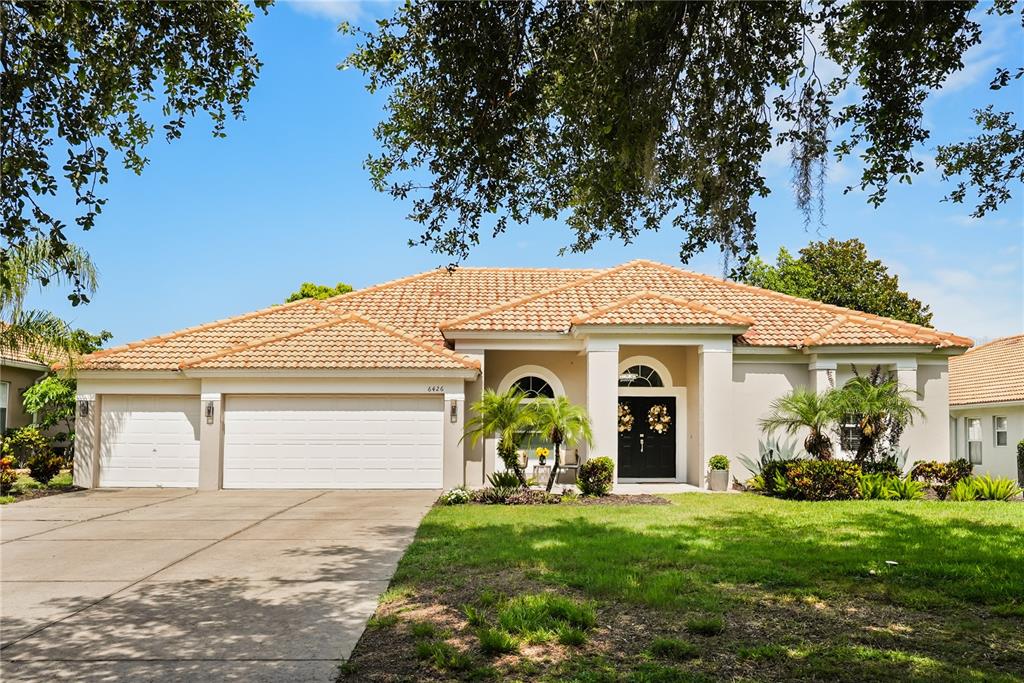 6426 MONTCLAIR BLUFF LANE