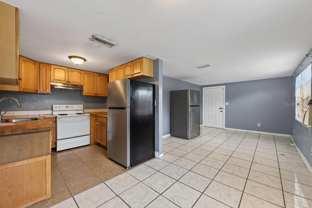 5016 S 85TH STREET, TAMPA, FL — photo 5 of 30