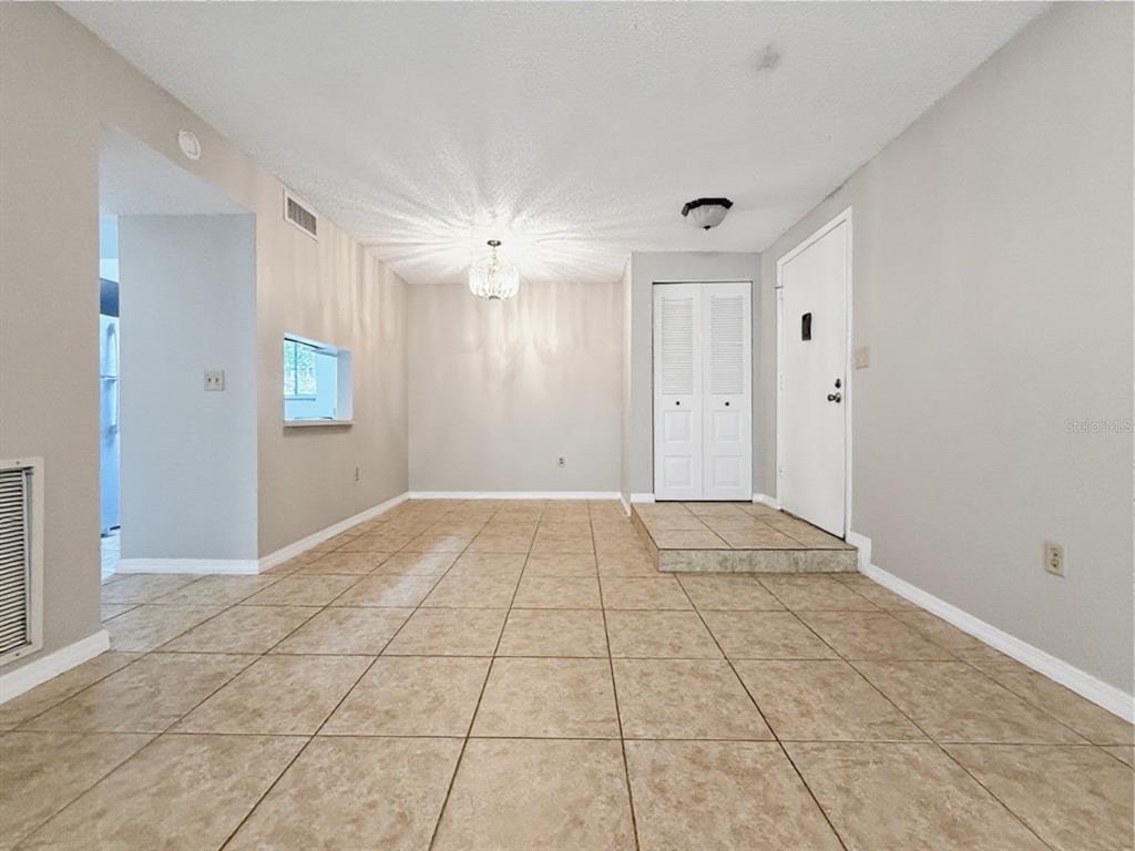 3284 S SEMORAN BOULEVARD UNIT 11, ORLANDO, FL — photo 5 of 30