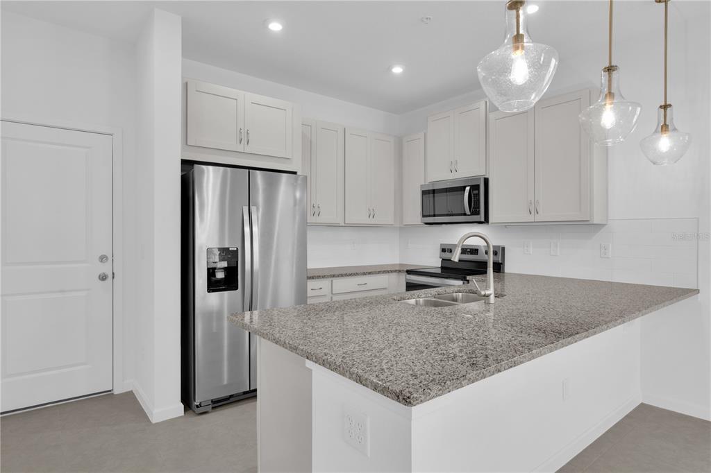 9656 PEACE DRIVE, ORLANDO, FL — photo 5 of 20