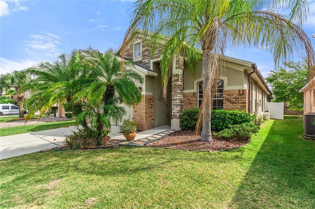 15031 HUNTCLIFF PARK WAY, ORLANDO, FL — photo 3 of 44