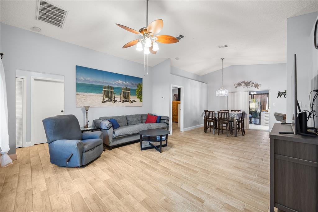 2930 WOOLRIDGE DRIVE, ORLANDO, FL — photo 5 of 24