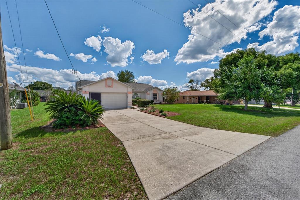 11322 TERRELL ROAD, SPRING HILL, FL — photo 3 of 97