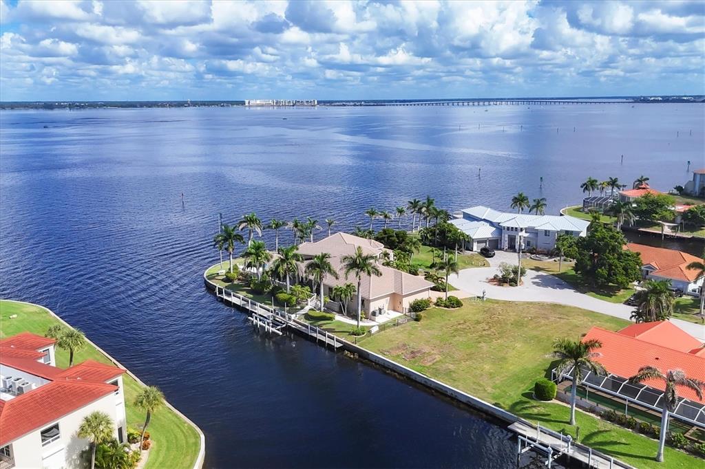 7 HIBISCUS DRIVE
