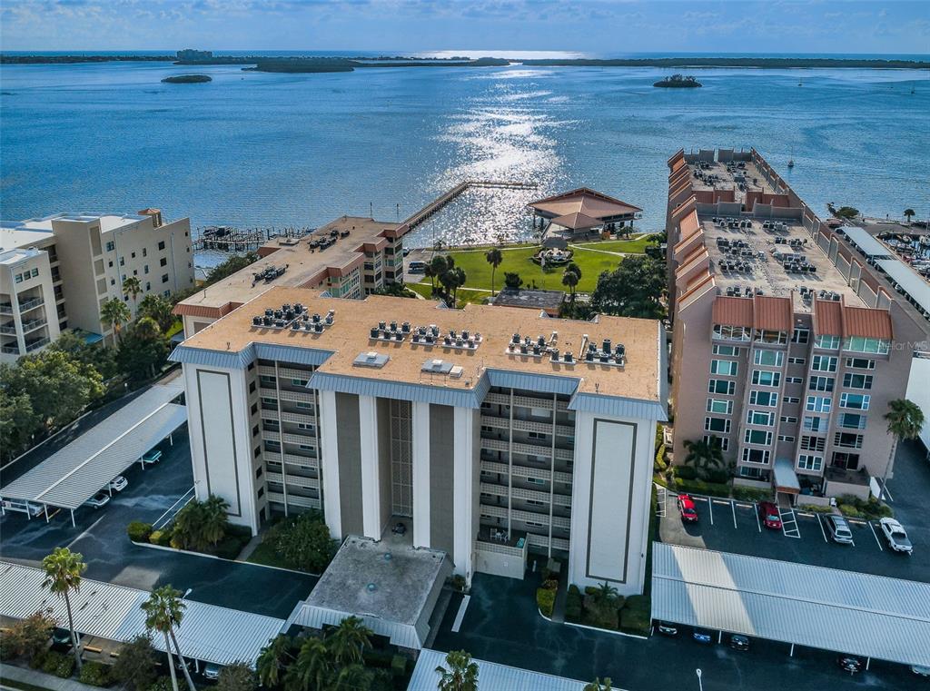 622 EDGEWATER DRIVE UNIT 123