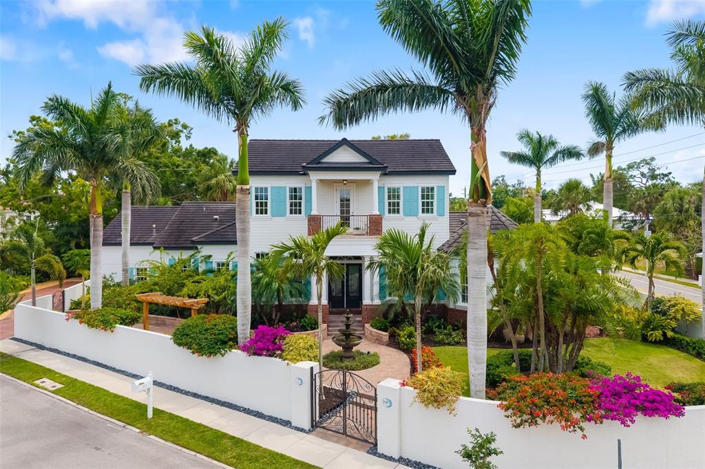 1810 LINCOLN DRIVE