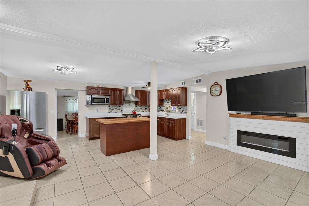 1727 WAIKIKI WAY, TAMPA, FL — photo 4 of 30