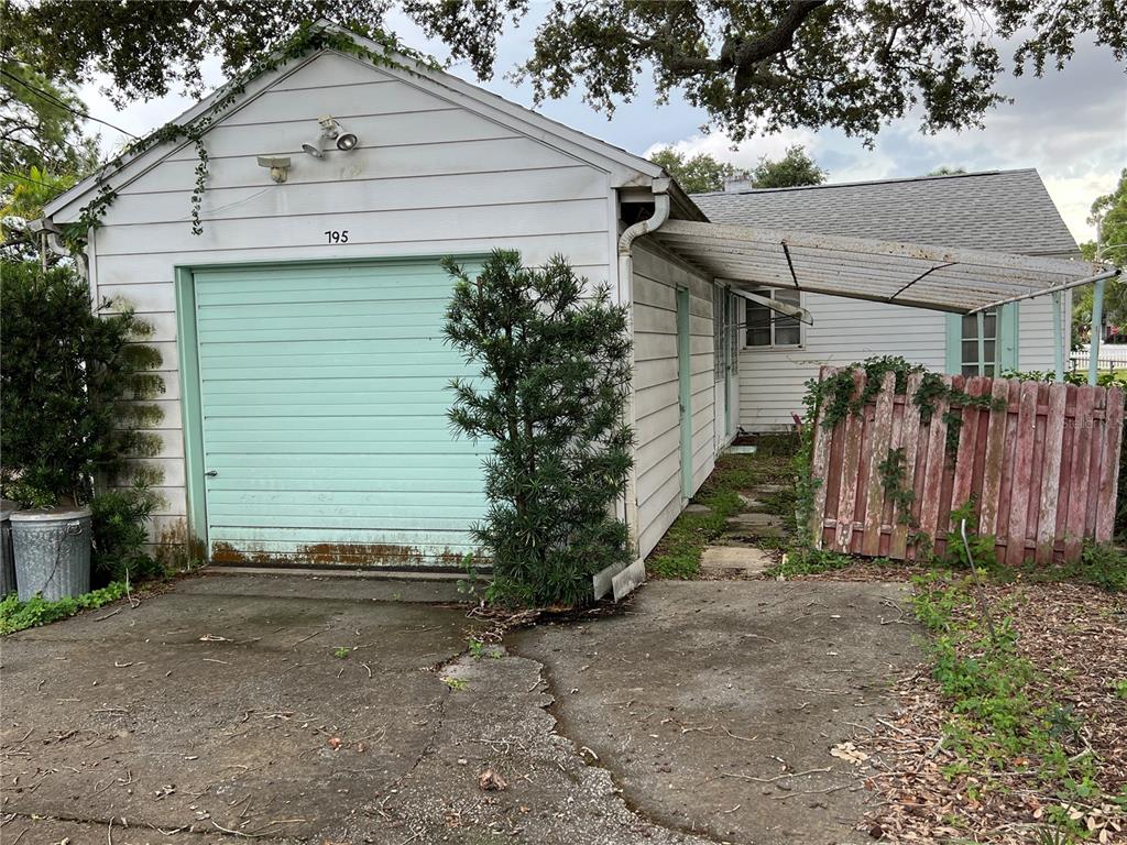 795 47TH AVENUE N, ST PETERSBURG, FL — photo 2 of 3