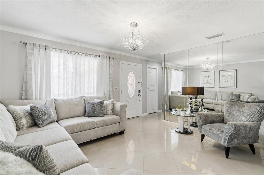 14501 HIGHLAND HILLS PLACE, TAMPA, FL — photo 5 of 30