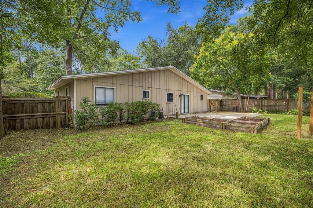 4319 NW 29TH TERRACE, GAINESVILLE, FL — photo 4 of 30