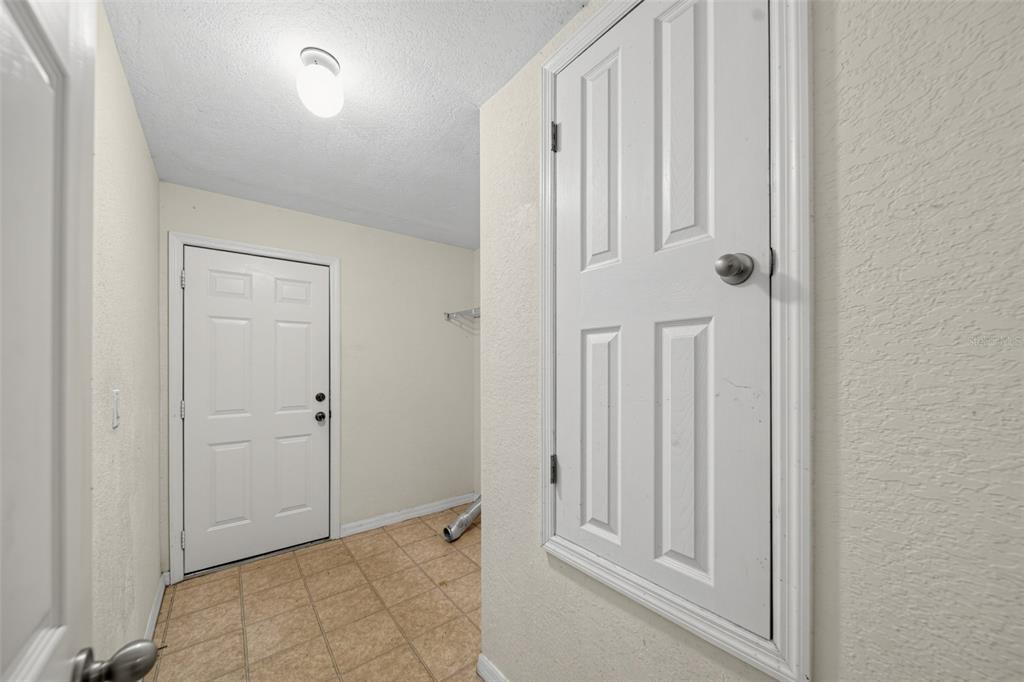 2019 WANDA AVENUE N, LEHIGH ACRES, FL — photo 5 of 30