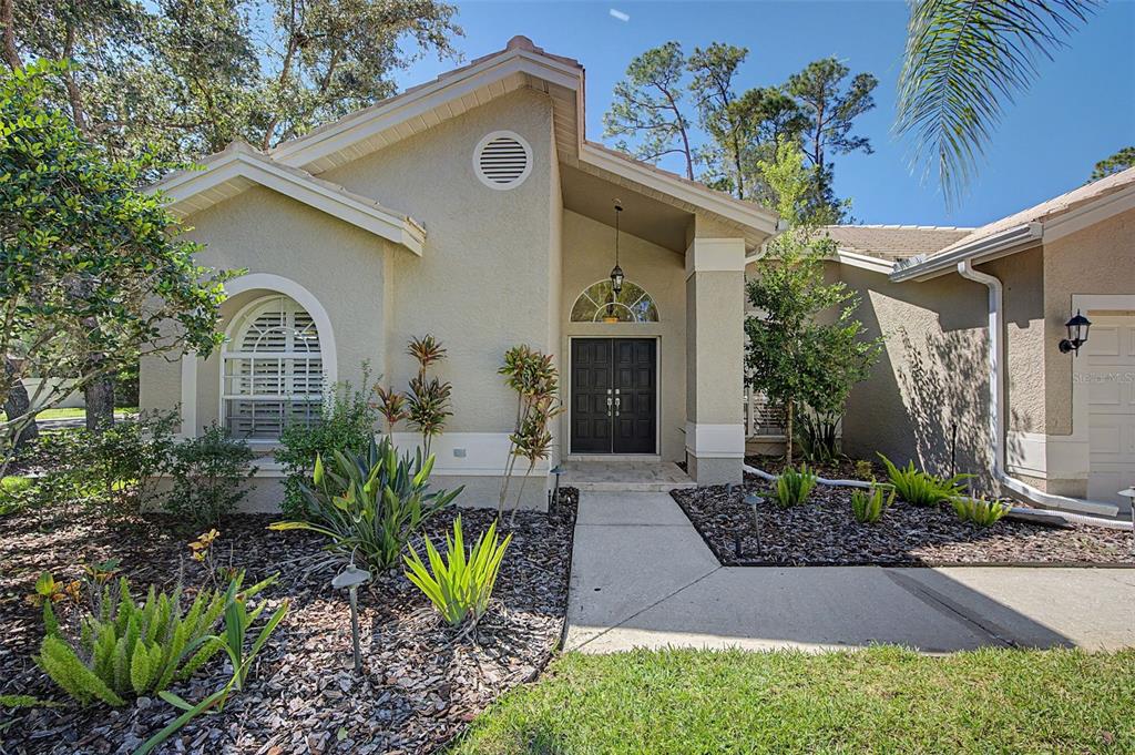 1558 E LAKE WOODLANDS PARKWAY, OLDSMAR, FL — photo 2 of 53
