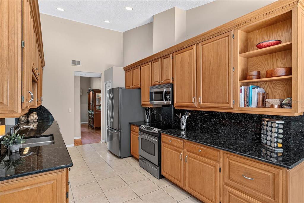 10850 DEARDEN CIRCLE, ORLANDO, FL — photo 5 of 30
