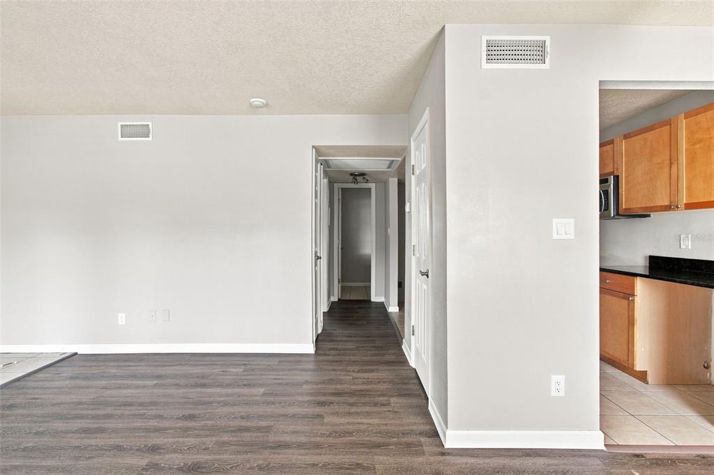 3889 POMPANO DRIVE SE UNIT A, ST PETERSBURG, FL — photo 2 of 30