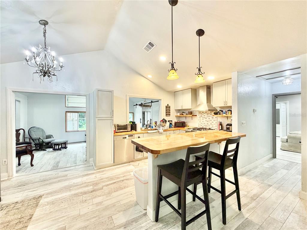 2535 NW 49TH PLACE, GAINESVILLE, FL — photo 2 of 30
