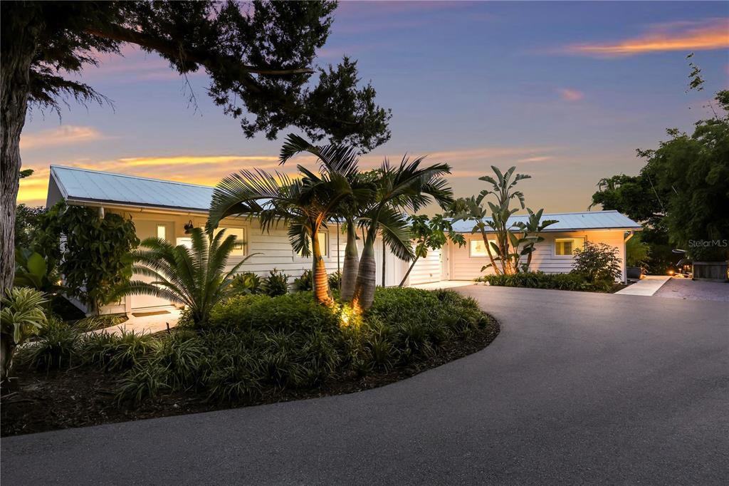 6561 BAYOU HAMMOCK ROAD, LONGBOAT KEY, FL — photo 3 of 30