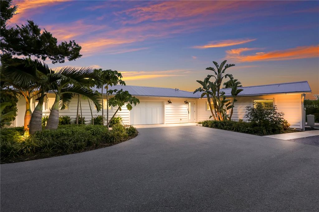 6561 BAYOU HAMMOCK ROAD, LONGBOAT KEY, FL — photo 4 of 30