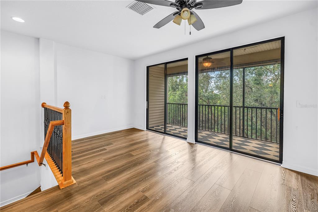 9715 BAY GROVE LANE, TAMPA, FL — photo 4 of 30