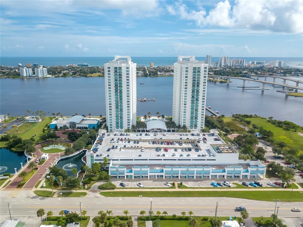 231 RIVERSIDE DRIVE UNIT 1003-1