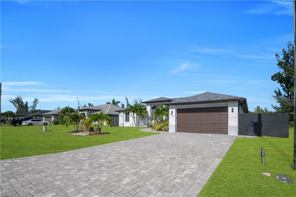 2127 SW 17TH PL, CAPE CORAL, FL — photo 5 of 30