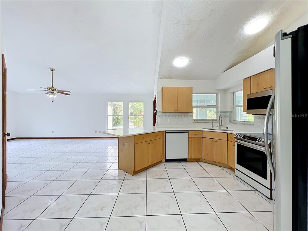 3785 PEACE PIPE DRIVE, ORLANDO, FL — photo 5 of 57