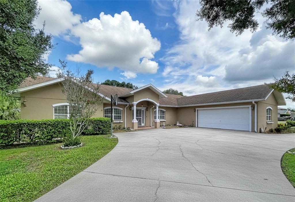 1348 EDGEWATER BEACH DRIVE, LAKELAND, FL — photo 2 of 72