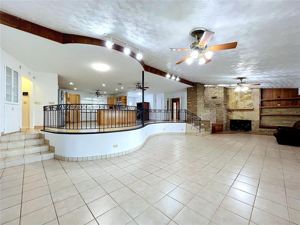 1348 EDGEWATER BEACH DRIVE, LAKELAND, FL — photo 4 of 72
