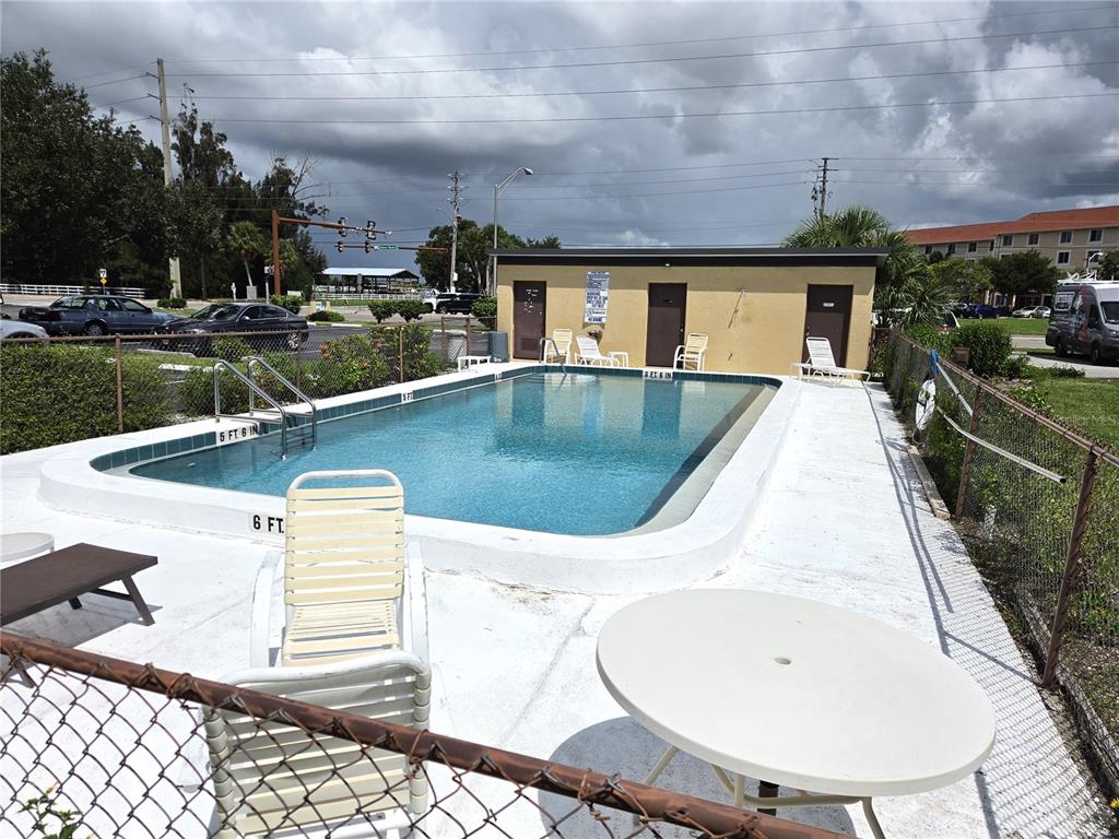 503 ALBEE FARM ROAD UNIT B15, VENICE, FL — photo 5 of 29