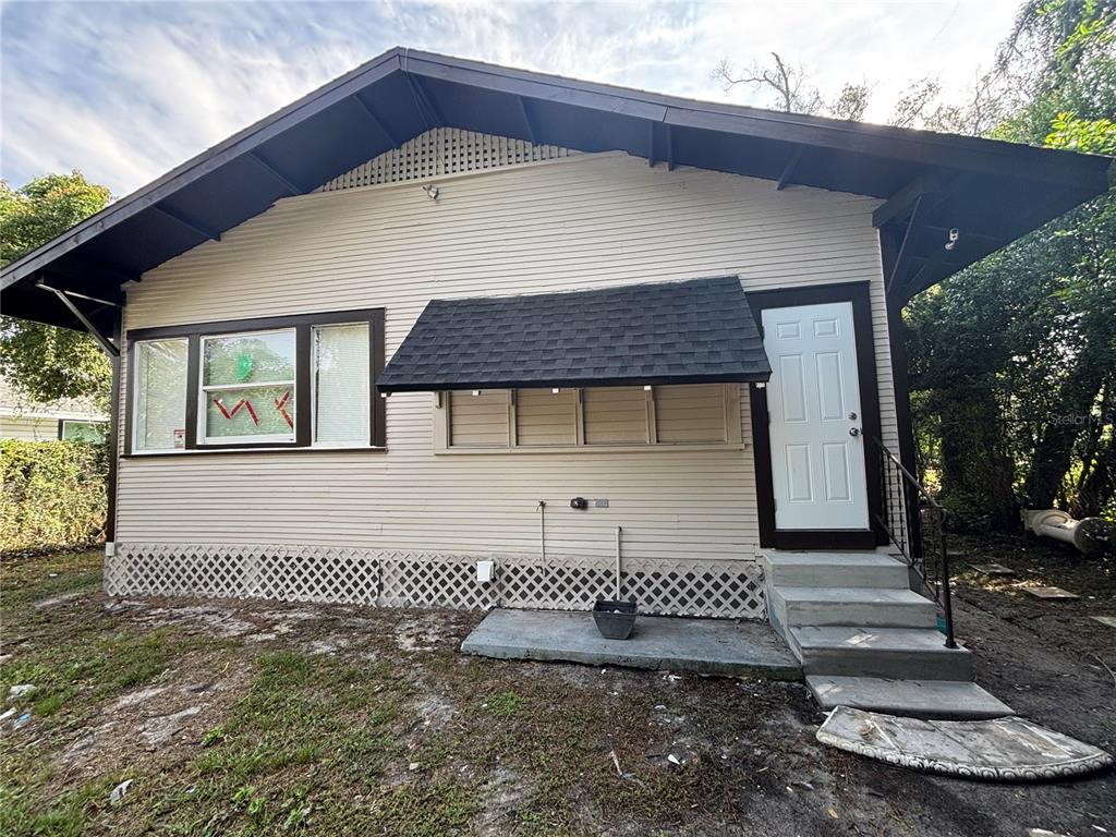 8216 N 14TH STREET STREET, TAMPA, FL — photo 3 of 19