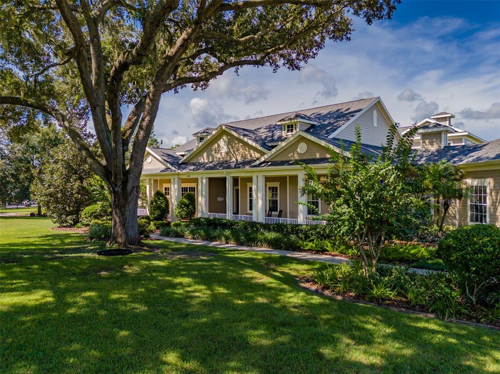 10501 BROADLAND PASS, THONOTOSASSA, FL — photo 4 of 30