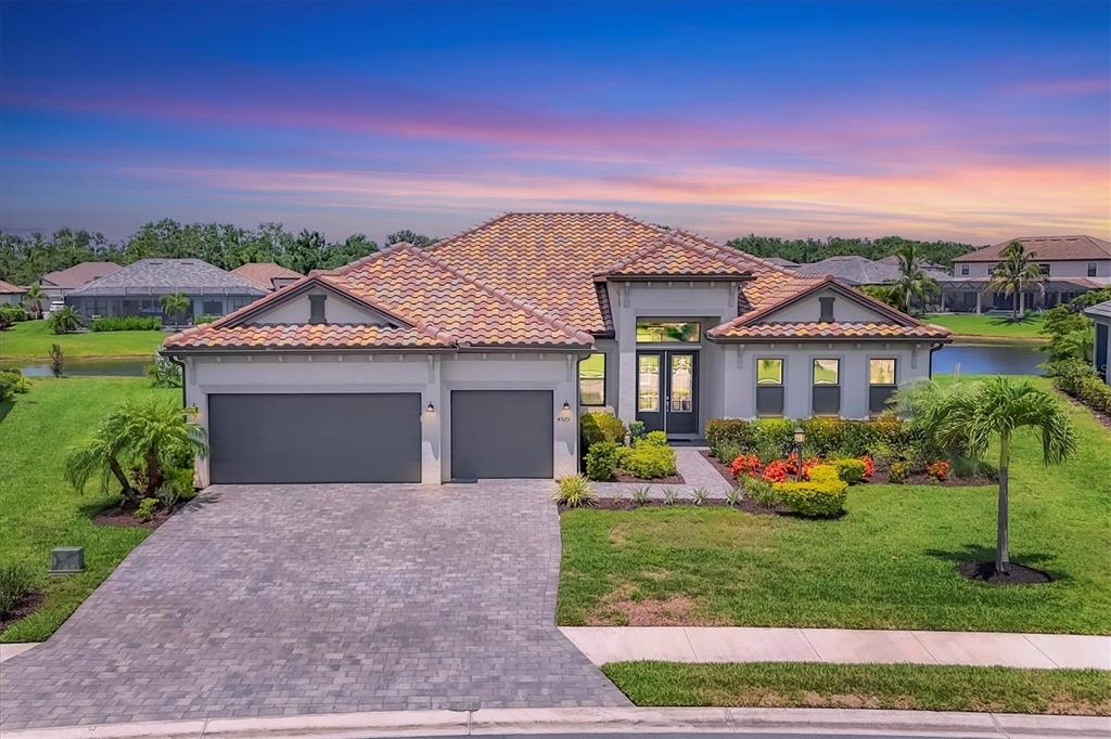 4925 COASTAL DAYS LANE