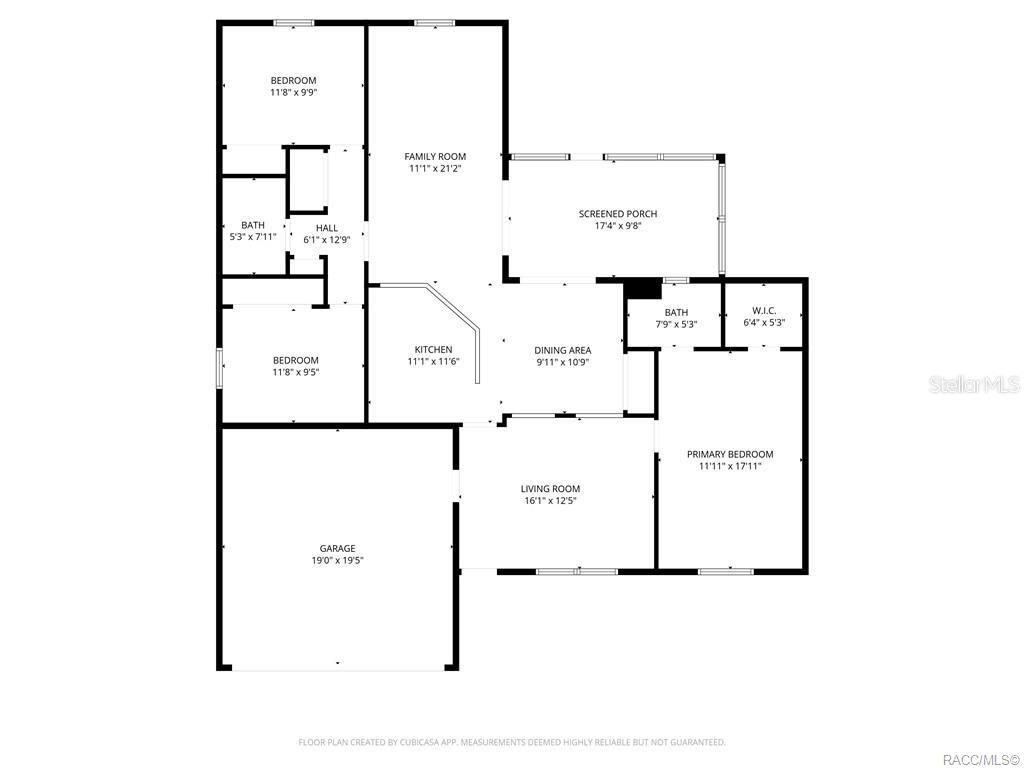 This is a floor plan showing the layout of a house with three bedrooms and garage — 3320 N BURROUGHS PATH, BEVERLY HILLS, FL