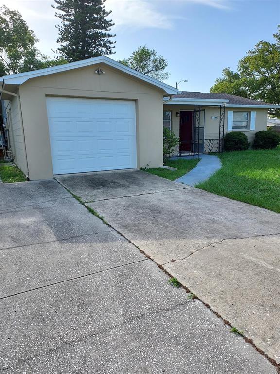 1240 CHELSEA LANE