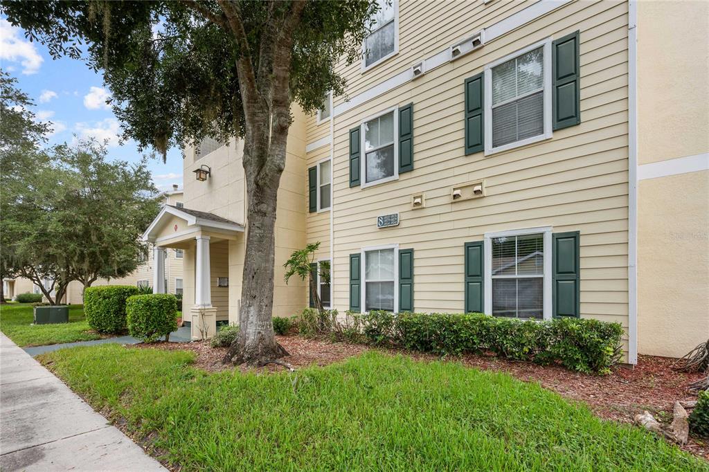 18235 BRIDLE CLUB DRIVE UNIT 18235, TAMPA, FL — photo 3 of 30