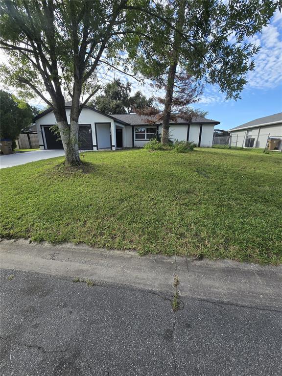 132 ACAPULCO DRIVE, KISSIMMEE, FL — photo 2 of 27