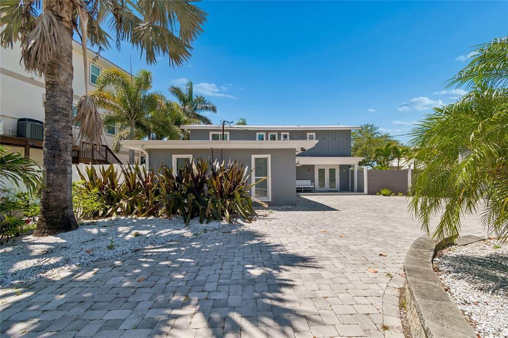 104 KLOSTERMAN ROAD W, PALM HARBOR, FL — photo 3 of 58