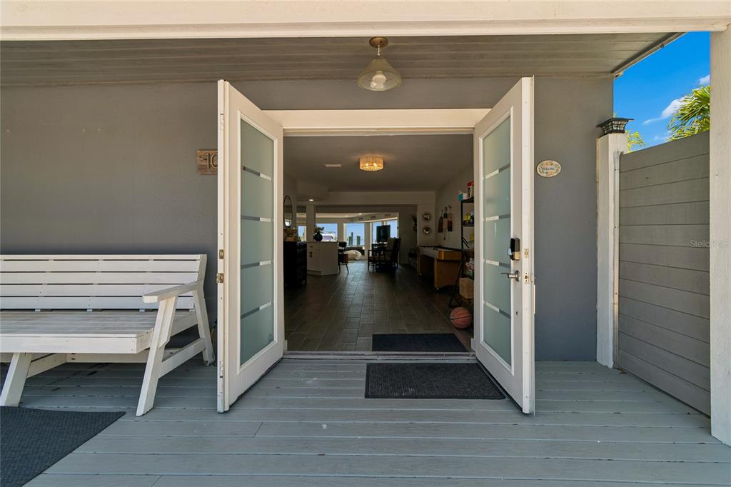 104 KLOSTERMAN ROAD W, PALM HARBOR, FL — photo 4 of 58