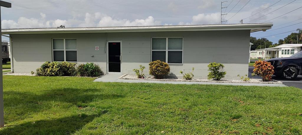 1602 N OLD COACHMAN ROAD