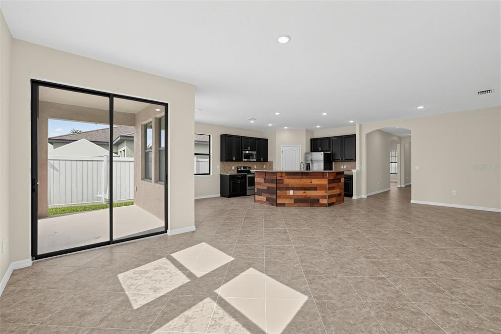 14421 ALISTAR MANOR DRIVE, WIMAUMA, FL — photo 4 of 20