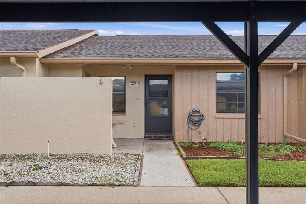 38243 IRONWOOD PLACE, ZEPHYRHILLS, FL — photo 2 of 23