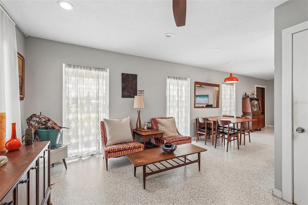 561 LINDLEY TERRACE, PORT CHARLOTTE, FL — photo 5 of 30