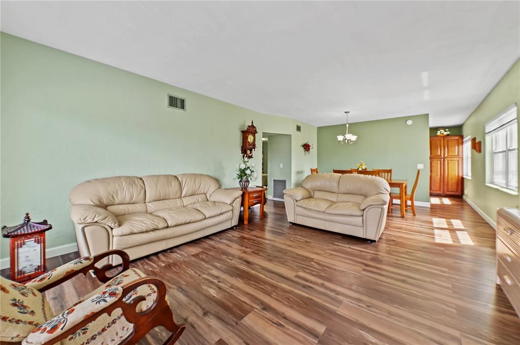 2001 WORLD PARKWAY BOULEVARD UNIT 59, CLEARWATER, FL — photo 4 of 30