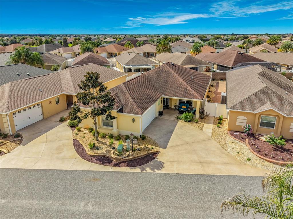 1068 BECKER AVENUE, THE VILLAGES, FL — photo 5 of 53
