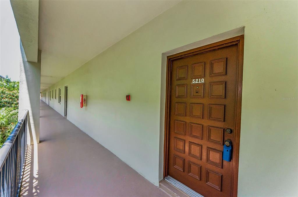 2700 BAYSHORE BOULEVARD UNIT 5210, DUNEDIN, FL — photo 3 of 43