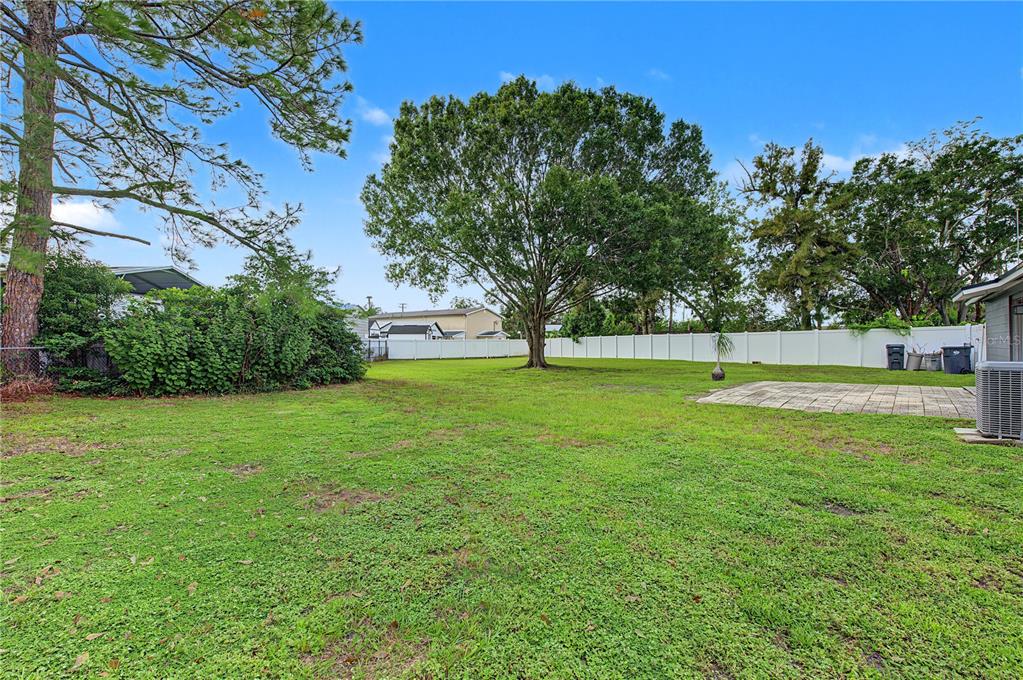 3106 ACACIA STREET, LUTZ, FL — photo 5 of 30