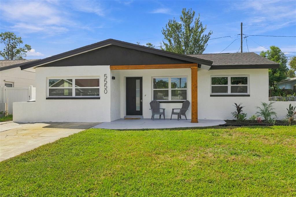 5550 21ST AVE N, ST PETERSBURG, FL — photo 3 of 27